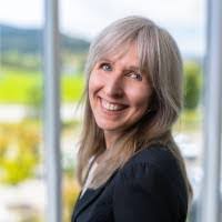 Colleen Pennington's Instagram, Twitter & Facebook