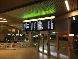 K?ln bonn flughafen ankunft heute. Eine Nacht Auf Dem Flughafen Koln Bonn