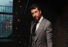 Brett Eldredge Hits No 1 On Country Radio With Wanna Be That Song