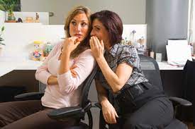 Cómo cotillear bien en el trabajo | LinkedIn