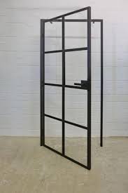 Sehr Cool Ture Im Industrie Look Cool Homeaccentswohnzimmerlackfarben Industrie Sehr In 2020 Coole Turen Glastur Winkeleisen