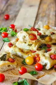 Focaccia Aux Tomates Cerise Recette Facile Vegan Pour L Aperitif Recette Recette Tartine Recette Facile Alimentation