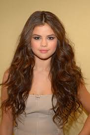 Selena Gomez Selena Gomez Hair Brown Wavy Hair Hair Beauty