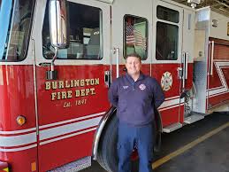 At every residential contact, fire officers will verify the presence and operability of smoke detectors. Burlington Fire Department Opslag Facebook