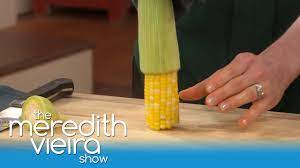 This kitchen hack to shuck corn is what you need! The Easiest Way To Shuck Corn The Meredith Vieria Show Youtube