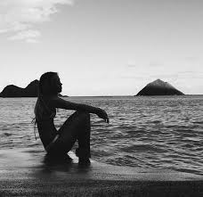 Aesthetic Black And White Pictures Beach Most Popular Tags For This Image Include Beach And Girl Photo Black And White Aesthetic Black And White Pictures