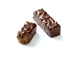 Crunchy Praline Bouchee Henri Le Roux Chocolatier Et Caramelier Chocolatier Chocolate Pralines