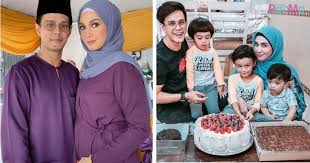 Susulan kontroversi pelakon izreen azminda sudah berkahwin dengan suami orang, seorang wanita yang mengakui sebagai isteri pemuzik bebas yang bertugas di gv 2017 mendedahkan suaminya sudah sah mendirikan rumah tangga bersama seorang pelakon yang dipercayai adalah izreen. Dan Journey Pun Bermula Izreen Azminda Umum Hamil Empat Bulan Mohon Doa Semua Pa Ma