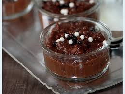 Recette De Riz Au Lait Au Chocolat Noir Rhum Et Raisins Secs Recette Riz Au Lait Raisins Secs Riz Au Chocolat
