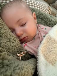 Happy heavenly 85th to my mom. We miss you everyday and wish that you were  here. Please continue to watch over us. 💔🙏🏻