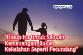 Tak ingin melepasmu dari genggaman tangan ayah kamu tenang saja nak, apapun yang terjadi ayah akan ada di sisimu dan tak akan pernah melepasmu sendirian, 5. Kata Bijak Tentang Perjuangan Seorang Ayah Dalam Mengais Rejeki Untuk Keluarga Nyonyor Com 2021