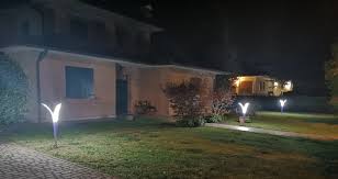 Risultati immagini per scale esterne. Illuminazione Ville E Giardini Quali Luci Da Esterno Led Usare Energie Sparren It