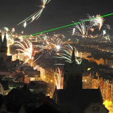 Januar darf man es krachen lassen. Sicher Ins Neue Jahr Kein Feuerwerk Am Schloss Und Im Park Kassel