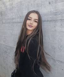 Pin By Burak Yilmaz On Cool Hair Styles Long Hair Styles Straight Hairstyles