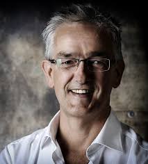 RTV Rijnmond blijft in samenhang met grotere verbanden een belangrijke  factor in zijn eigen regio.