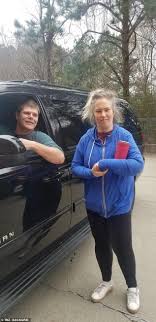 By preempting them of possible ridicule and derision from society. Mama June Shannon Looks A Mess With Missing Front Tooth A Week After She Hit Up A Local Casino Daily Mail Online