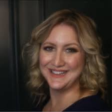 No boring “chore room” here… #dshakespearedesigns #interiordesign  #laundryroom #glamourousrooms #stylishspaces