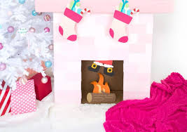 Pour fabriquer ma fausse cheminée, j'ai utilisé du bois de palette de cm d'épaisseur et pour le plateau, des planches de palette de cm. Comment Faire Une Cheminee En Carton Pour Noel