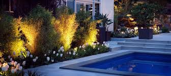 Effektvolle Gartenleuchten Und Aussenleuchten Aus Edelstahl Gartenbeleuchtung Beleuchtung Garten