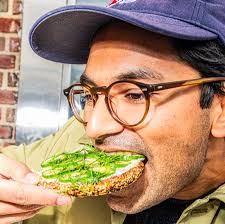 A Hole in Apollo Bagels' Business Model? It's Too Popular.