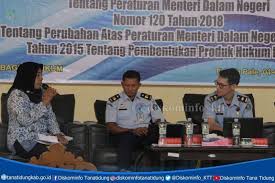 Fungsi kementerian dalam negeri dapat dikategorikan ke dalam 10 bidang utama berikut: Sosialisasi Peraturan Mendagri Nomor 120 Tahun 2018 Tentang Pembentukkan Produk Hukum Daerah Tahun 2019 Kab Tana Tidung