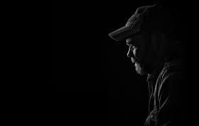 Explore a beautifully curated selection of black background images that you can add to blogs, websites, or as desktop and phone wallpapers. Get An Invisible Black Background To Your Portraits Shooting Anywhere Video