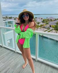 Parece ser que el cantante puertoriqueño chayanne está más vigente que nunca, logrando lo que muy pocos logran: La Hija De Chayanne Poso Con Una Original Y Sensual Bikini En Instagram Radio Mitre