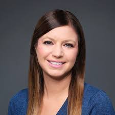 Tracy Manns's Instagram, Twitter & Facebook