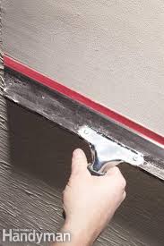 How To Skim Coat Walls Diy Tile Diy Home Repair Diy Handyman