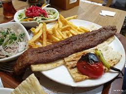 Vreo nouă angajaţi abia reuşesc să facă faţă valului de clienţi nesătui care comandă încontinuu: Fripturi De VitÄƒ La Dristor Doner Grill Steakhouse Nwradu Blog