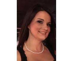 Bonnie Mallory's Instagram, Twitter & Facebook