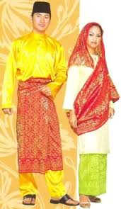 开年, kāi nián) menyaksikan anak perempuan yang telah kahwin untuk menziarahi ibu bapa kandung mereka. 20 Inspirasi Pakaian Tradisional Melayu Perempuan Baju Kurung Kedah Lamaz Morradean