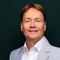 Alexander Bohl's Instagram, Twitter & Facebook