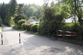 Die straße alte schranke liegt in langwedel (niedersachsen). Schleichweg In Echterdingen Steinenbronn Alte Poststrasse Stadt Verscharft Kontrollen Landkreis Esslingen Stuttgarter Zeitung