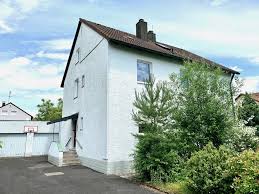 In beliebter wohnlage am rehbühl befindet sich dieses großzügige einfamilienhaus, welches einen neuen eigentümer sucht! Haus Zum Verkauf 92637 Weiden Rothenstadt Mapio Net