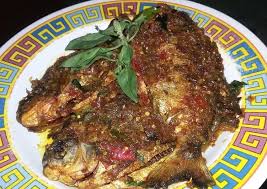 1 kg ikan mujair nila atau ikan apa buat yang kangen makan ikan bakar jimbaran, ngga usah jauh jauh kebali, kalian bisa buat sendiri dirumah. Resepi Ikan Bawal Bakar Bumbu Rujak Famousresipi Farbuck Com