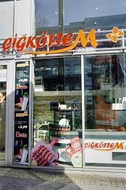 Green Guide Nachhaltige Shops Cafes Restaurants In Dusseldorf Cafe Restaurant Vegane Restaurants Restaurant