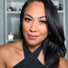 Joanna Mercado's Instagram, Twitter & Facebook