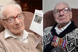World War Two Desert Rat hero, 92, unable to buy food after medicine scam  robbed him of £10,000 life savings