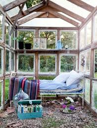 Construct it using wooden posts, drills, nails. Using Sun Shelters For Outdoor Daybed Designs 30 Summer Home Decorating Ideas