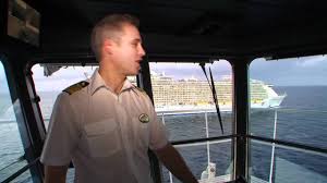 The World S Largest Sister Ships Meet Oasis And Allure Together For The Cruise Ship Royal Caribean