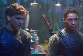 The winx saga stars abigail cowen ( chilling adventures of sabrina ) as bloom, hannah van der westhuysen as stella, precious mustapha as aisha hit play on the video above for your first look at fate: Fate The Winx Saga New Netflix Series Photos Tvline