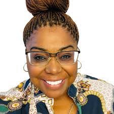 Loana Herrera's Instagram, Twitter & Facebook