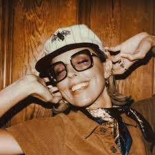 Alexis Stowe's Instagram, Twitter & Facebook