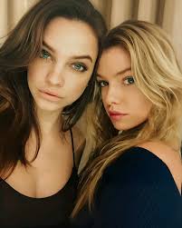 Barbara Palvin & Stella Maxwell