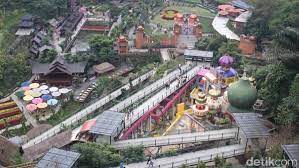 Inilah tempat wisata alam, wisata keluarga, wisata anak, air terjun, dan danau yang ada di bandung yang paling di rekomendasikan untuk dikunjungi. Tempat Wisata Di Lembang Bandung Dibuka