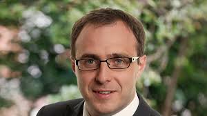 Government needs to get to grips with poor mobile phone coverage