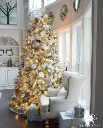 While gold looks great with almost every, we think it looks ethereal when combined with white. Traditional White And Gold Christmas Tree Decorations Novocom Top