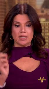 #AnaNavarro reacts to Vice Pres. #KamalaHarris' contentious interview with  #FoxNews host #BretBaier. #TheView