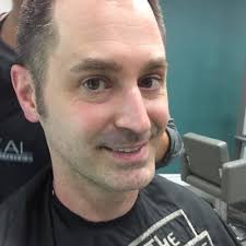 Mark Skiles's Instagram, Twitter & Facebook